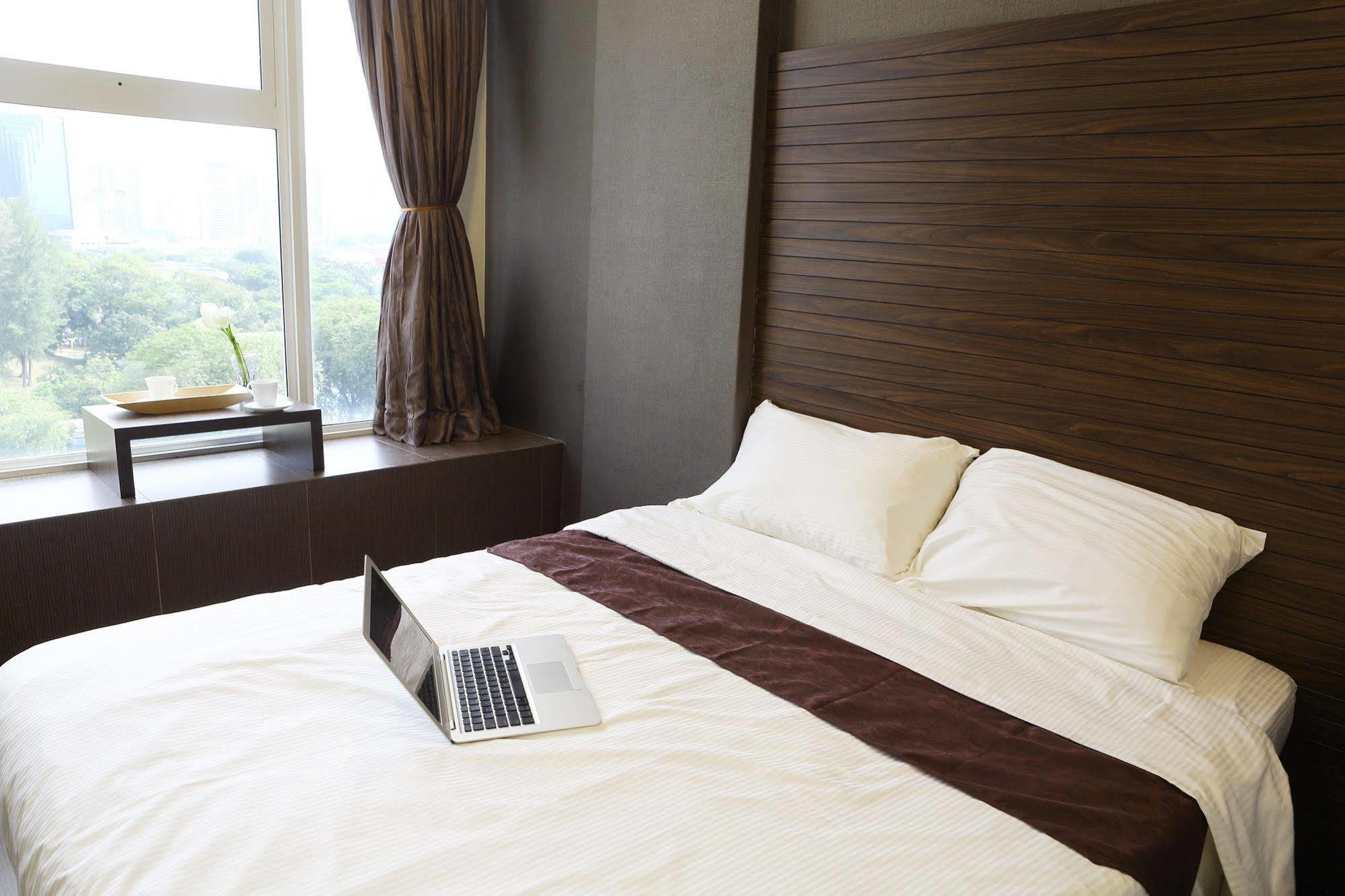 Value Thomson Singapura